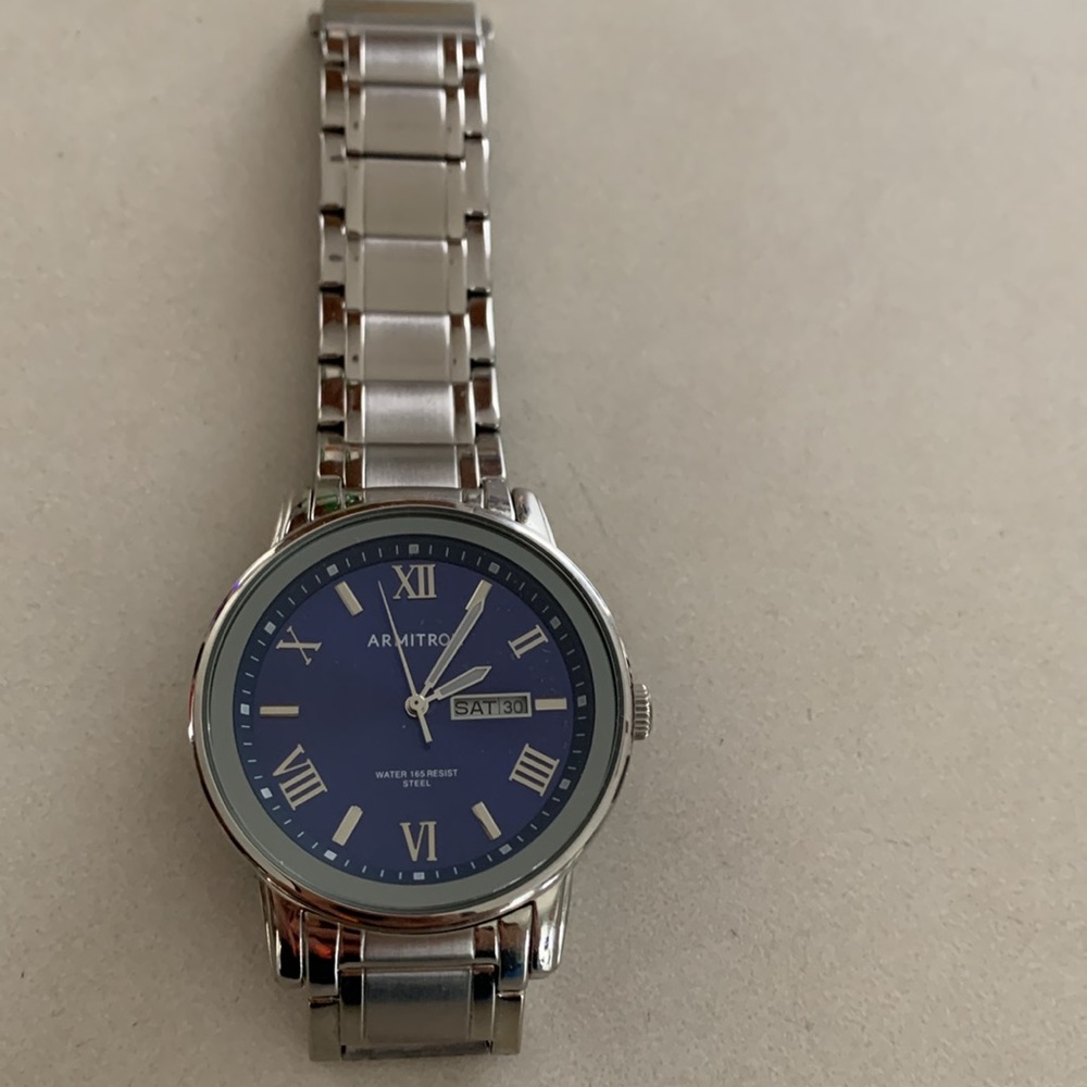 Stainless steel menβs watch - Picture 9 of 9